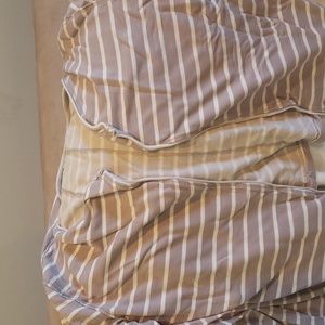 Long stripe sleeved open shirt medium